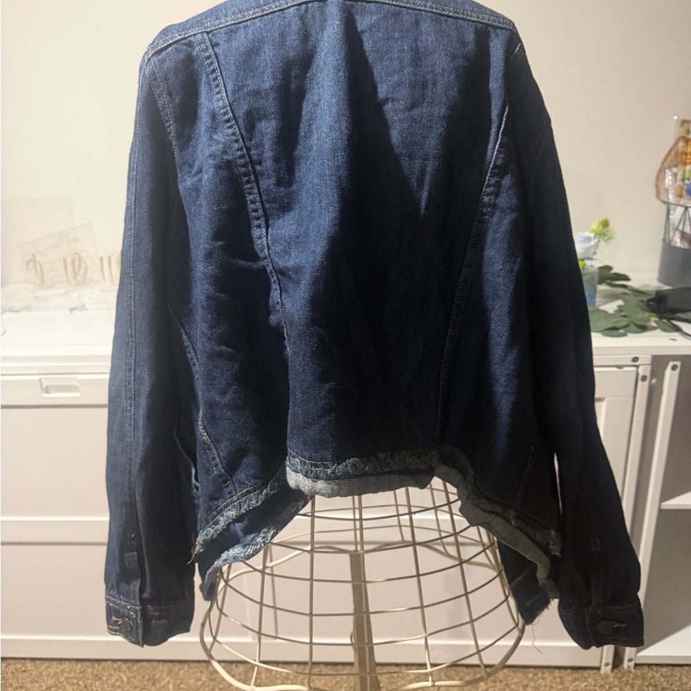 Universal Thread Dark Blue Denim Jean Jacket - Picture 4 of 6